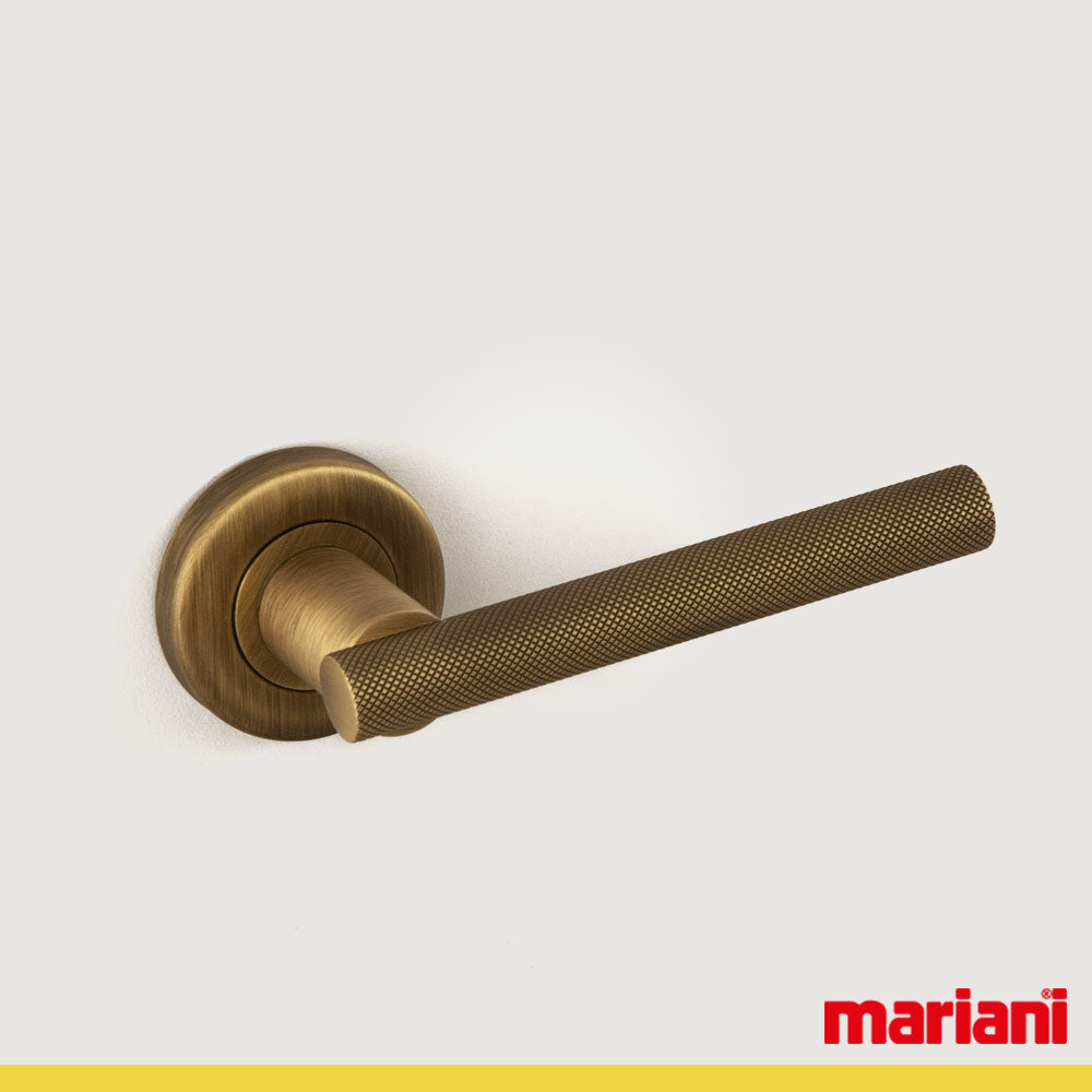 Hardbrass Deurklinken Mila op rozet - matbrons